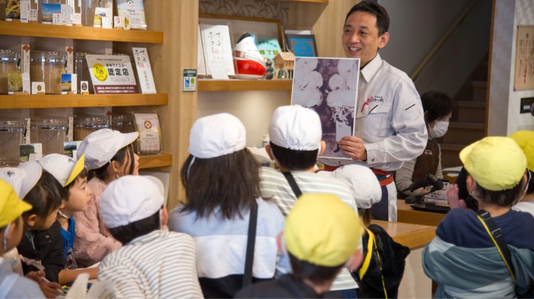 「もっとなかよしまちたんけん」 川越小学校2年生